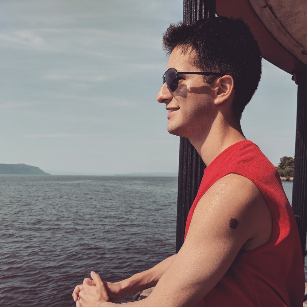 Meet your Posher, Gustavo